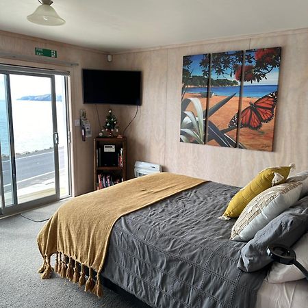 Te Mata Bay Seaviews Bed and Breakfast Tapu Exterior foto