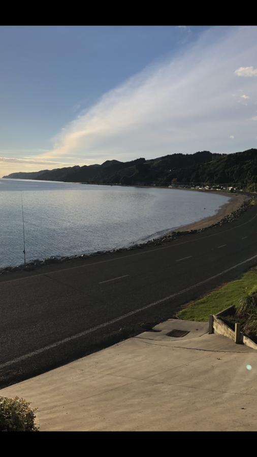 Te Mata Bay Seaviews Bed and Breakfast Tapu Exterior foto